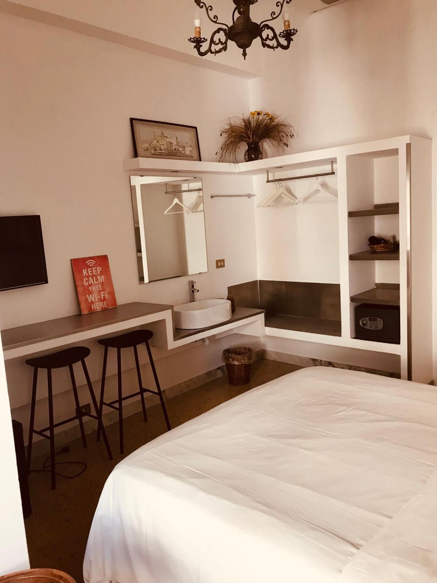 Donna Franca Bed & Breakfast Lecce Exterior photo