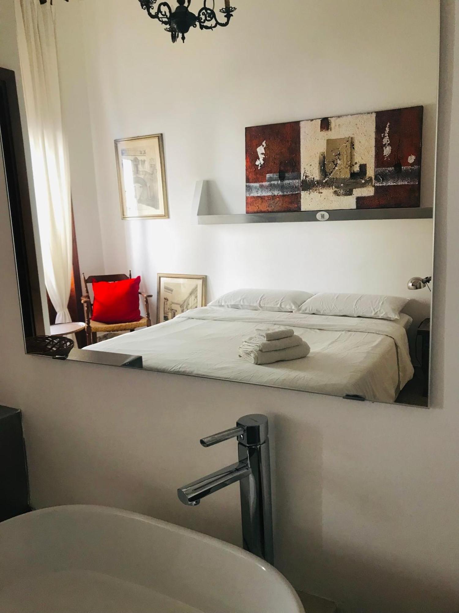 Donna Franca Bed & Breakfast Lecce Exterior photo